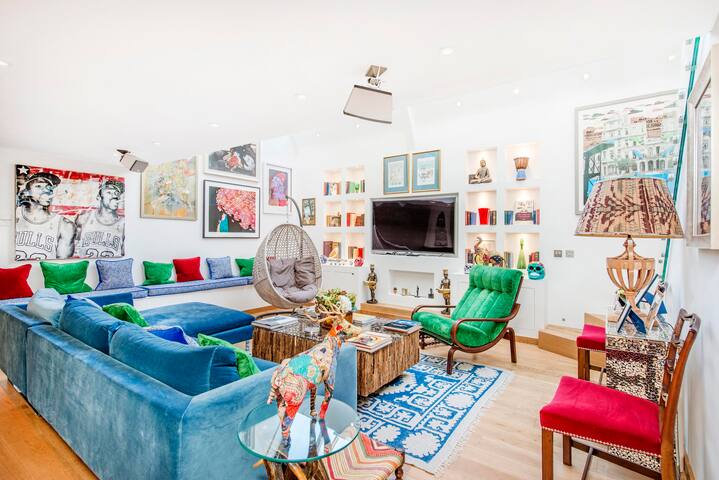 Stylish and renovated artists house in Chelsea gallery image 3