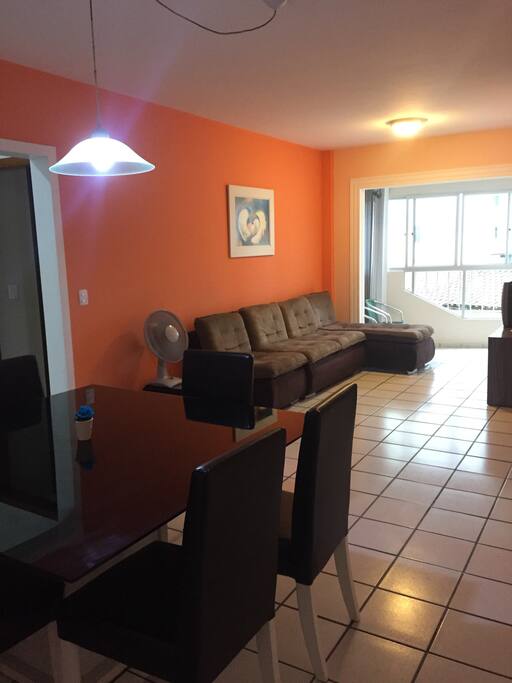 Sala de estar e jantar