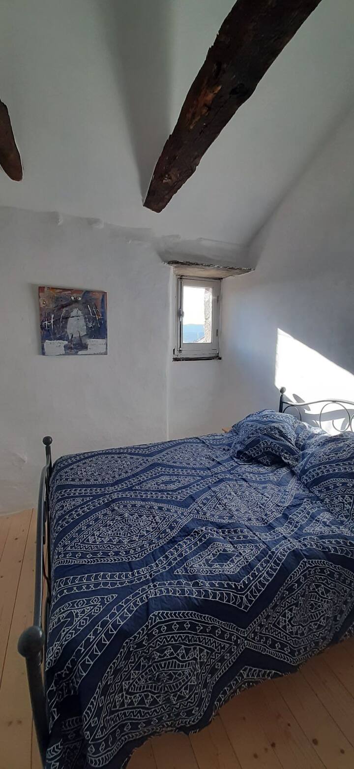 ห้องสำหรับ 3
คนเตียง 2 ที่