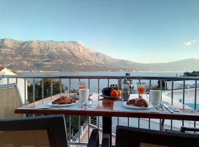 Apartment Mirta A1-SeaView from bed