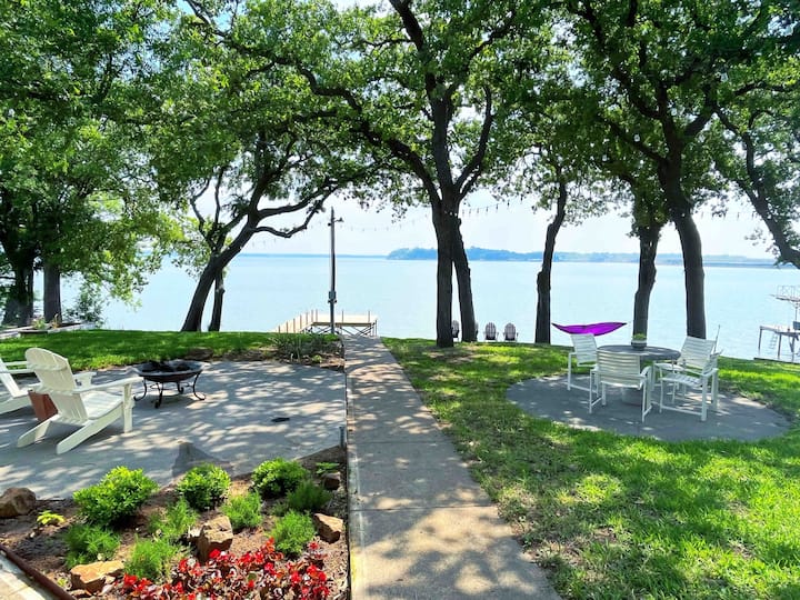 Eagle Mountain Lake Vacation Rentals & Homes Texas, United States