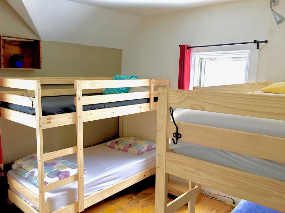 4-bed shared dorm