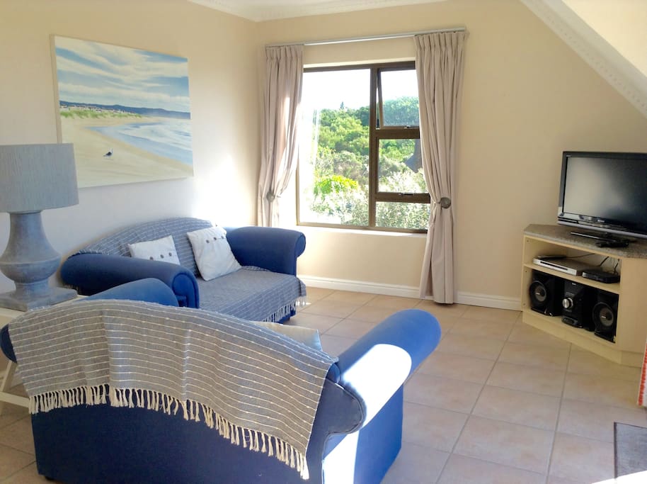 Lounge area with TV & Hi-Fi