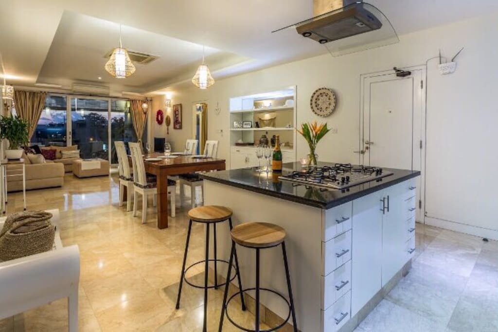 Fully equipped kitchen