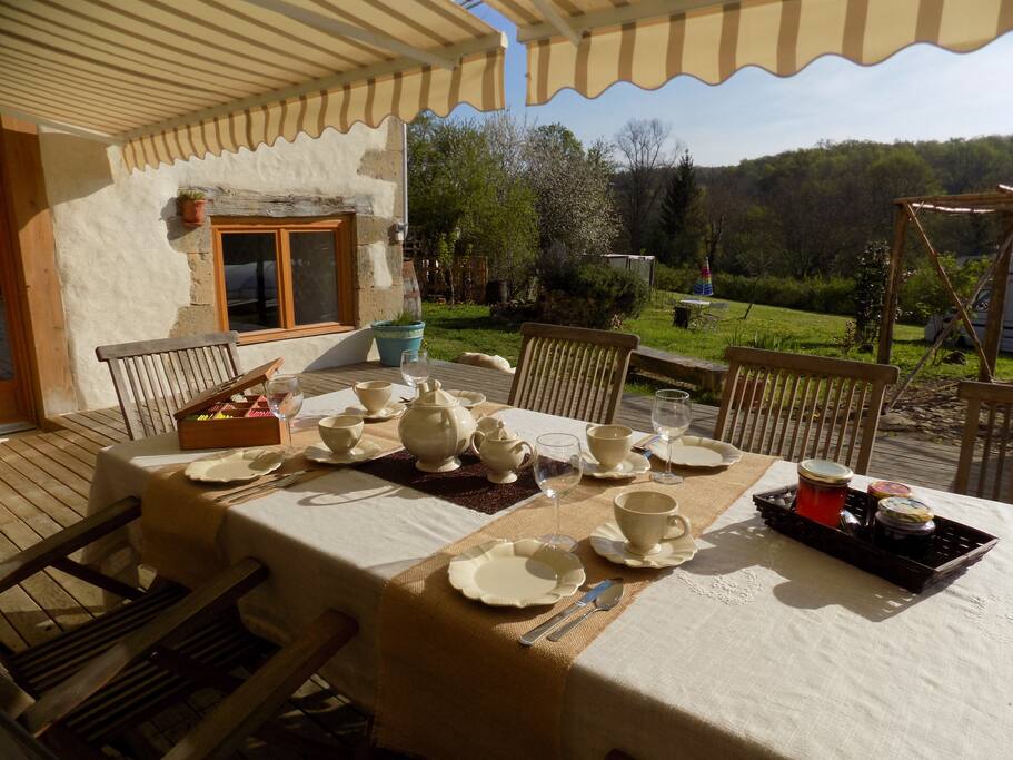 Breakfast outdoors - weather permitting