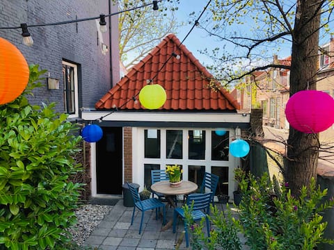 The Logement. Tiny house in the center of Zierikzee
