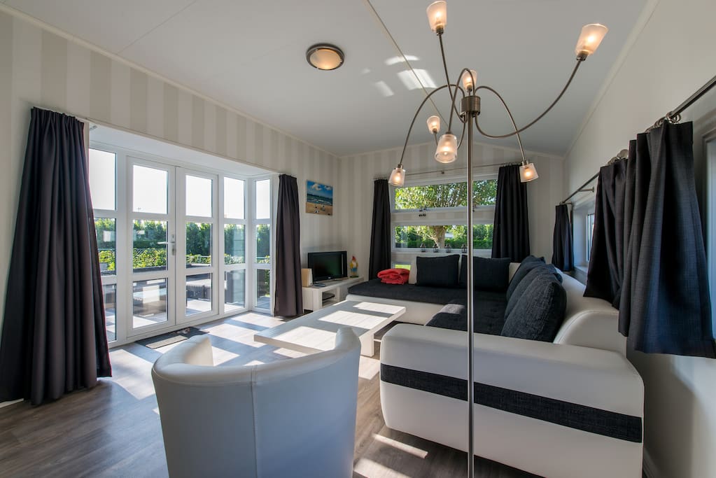 The modern design and elegant features of the cottage, make it a perfect holiday get-away!
