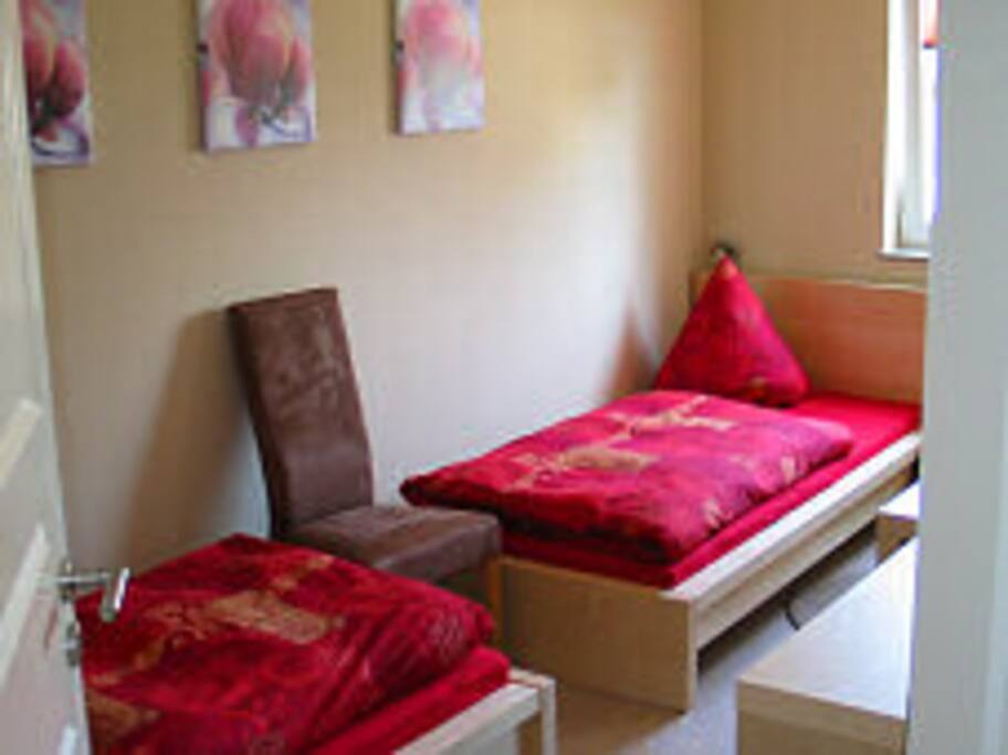 Schlafzimmer 2