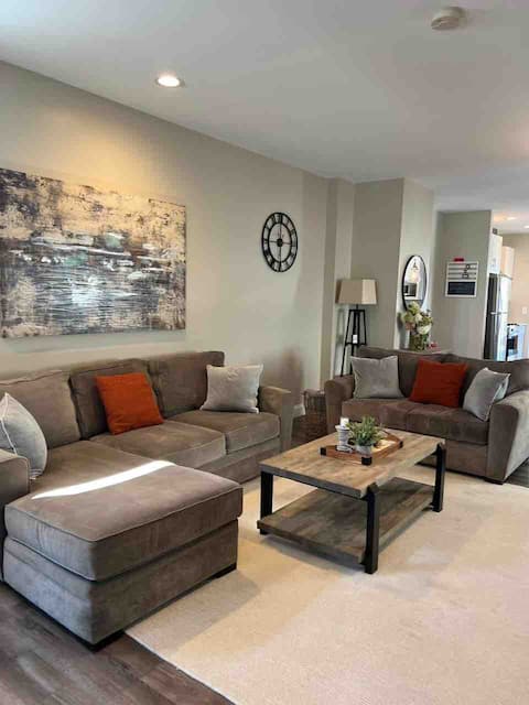 Top Airbnb: Hidden Gem in heart of Troy in Troy