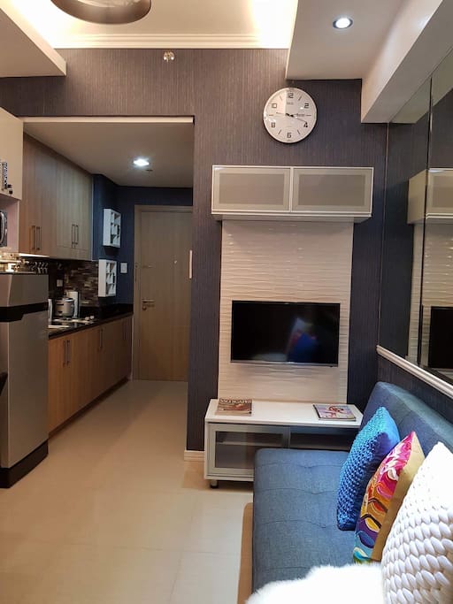 LED TV with Cable