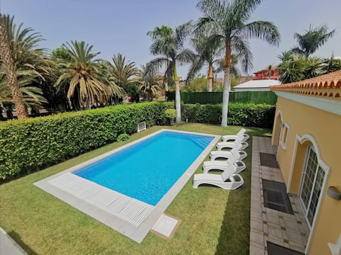Top performing Airbnb: Fantastic villa in Costa Adeje in Adeje