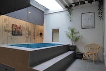 Heritage House 2BR with Dipping Pool in Town walkto Street Art 47
