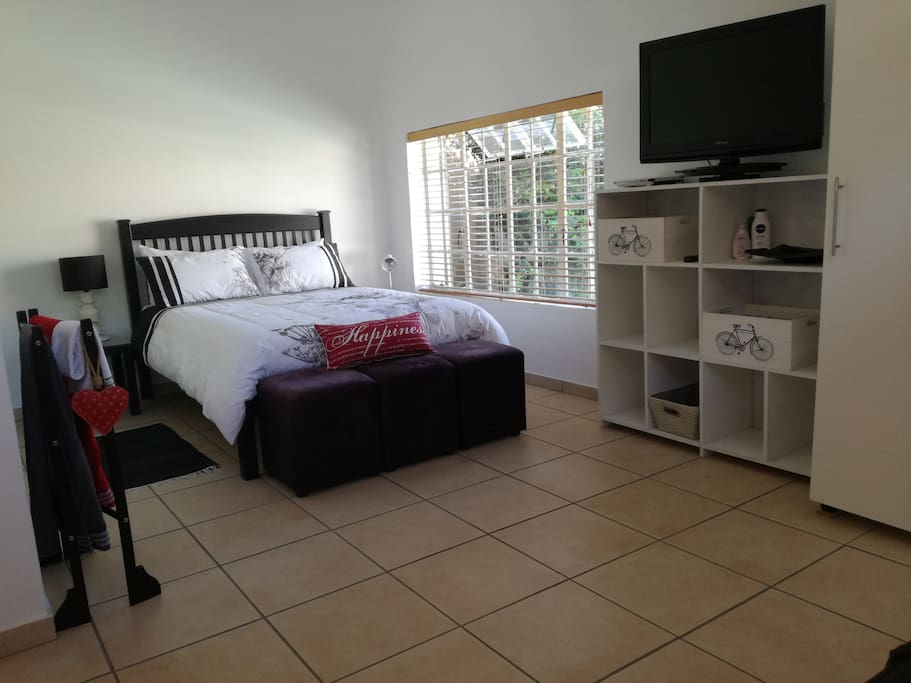 Double bed, TV, DVD, storage