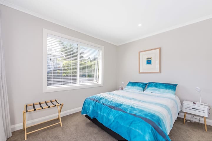 Главна спалня с двойно легло