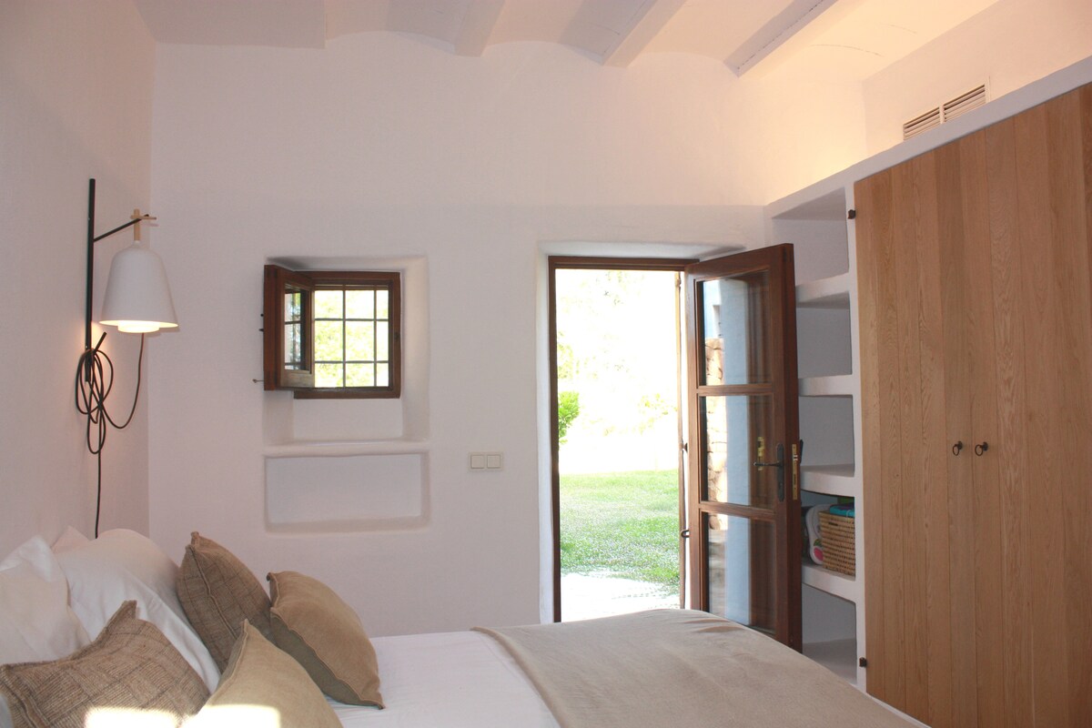 Მეორე საძინებელი საბნის პირით