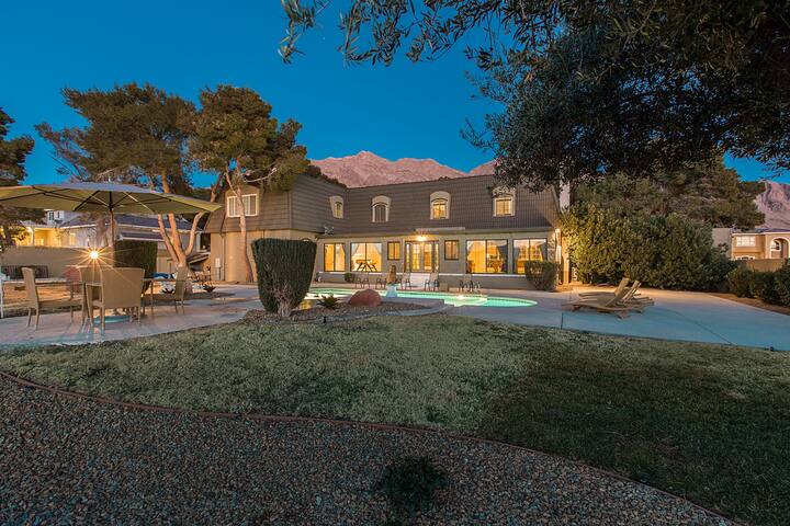 The Stunning Peaceful Palace gallery image 3