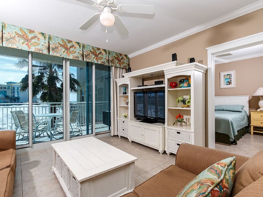 48" Flat Screen; Xbox 360; Sony Surround; Netflix, Pandora & Queen Sleeper!