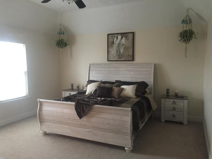 Главен апартамент на втори етаж