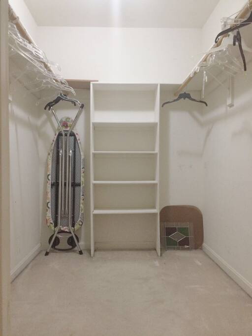 Walk-in closet