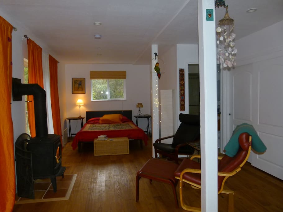 Namaste & Welcome to the ecoNEST - your safe GREEN haven away from home!