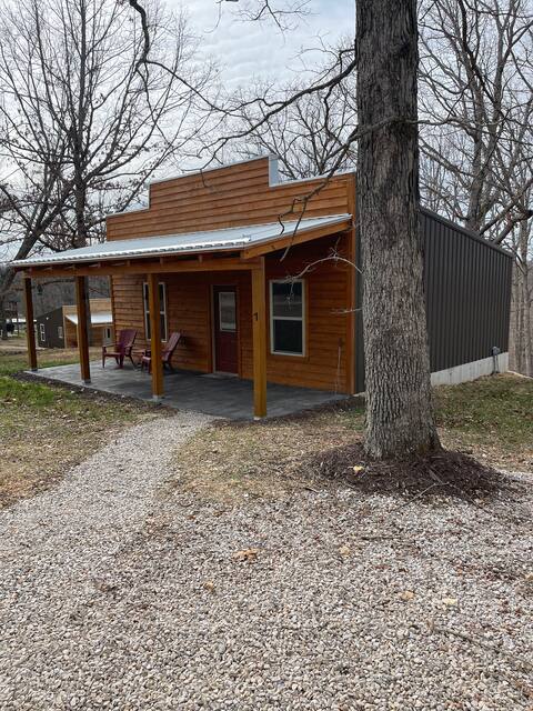 Rockwoods Ridge Country Cabin near Blue Springs