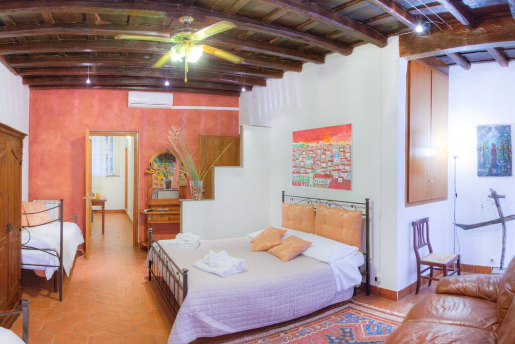 DOUBLE BED AND 2 SINGLE BED BEDROOM