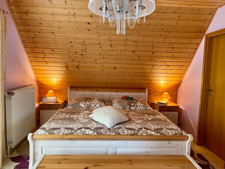 ...large bedroom with bathroom...