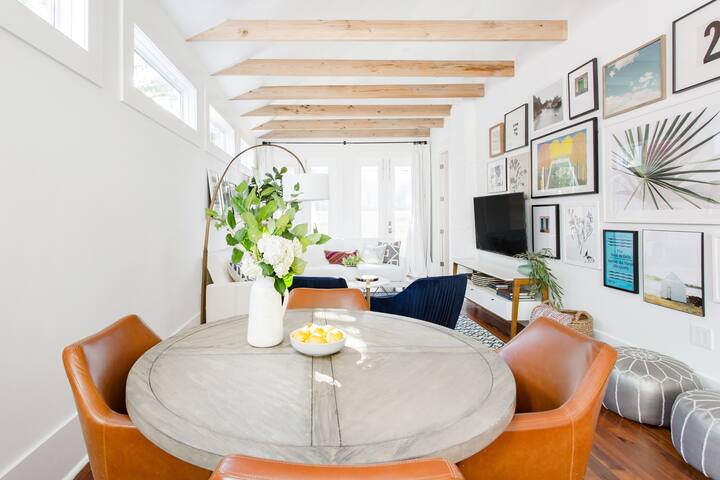 Creole Cottage Jewel, close to Magazine gallery image 3