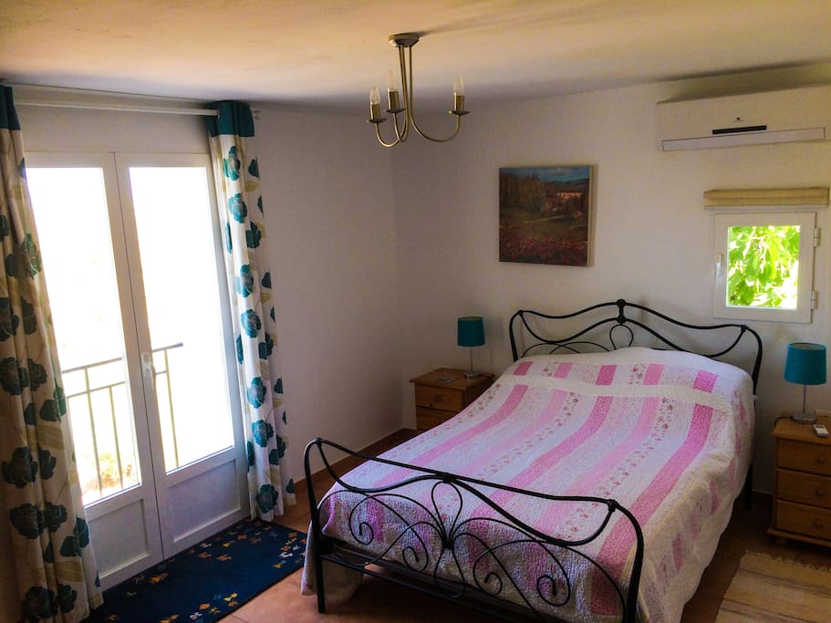 2nd bed in main house