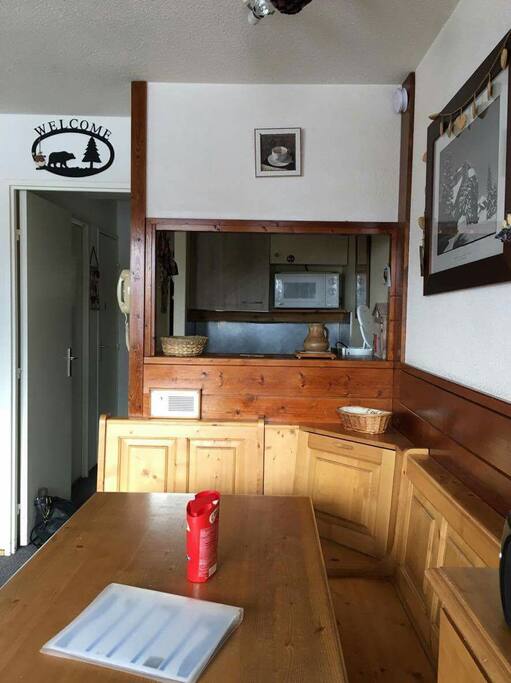 Coin salle à manger kitchenette