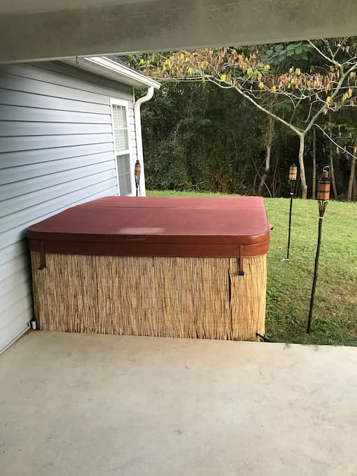Hot tub