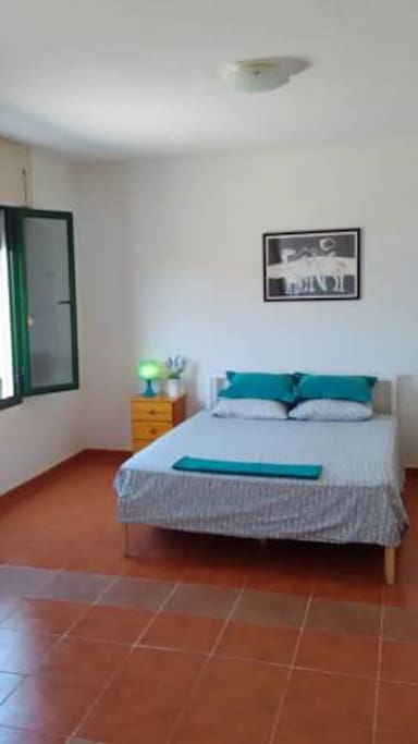 Bedroom 2 (double)