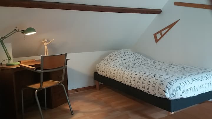 ... и подвижен кревет