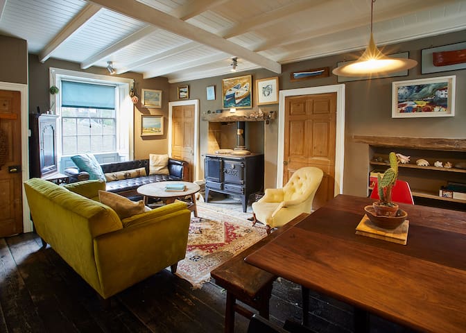 Cowbar View Cottage