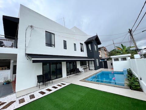 The Greendoor of Greenwood