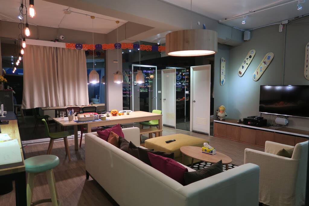 Common area with great lights, LED tv movie screen, designer couch, dinning table, coffee machine, tea, green mountain fresh water ! Where the Fun Begins.
