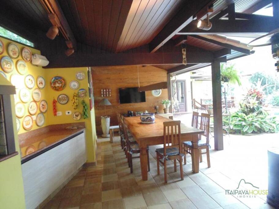 ESPAÇO DE CONVIVIO E REFEIÇÕES