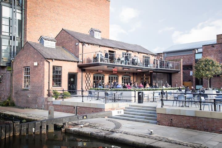 Lock Keepers Cottage – Lock 92 Castlefield gallery image 2