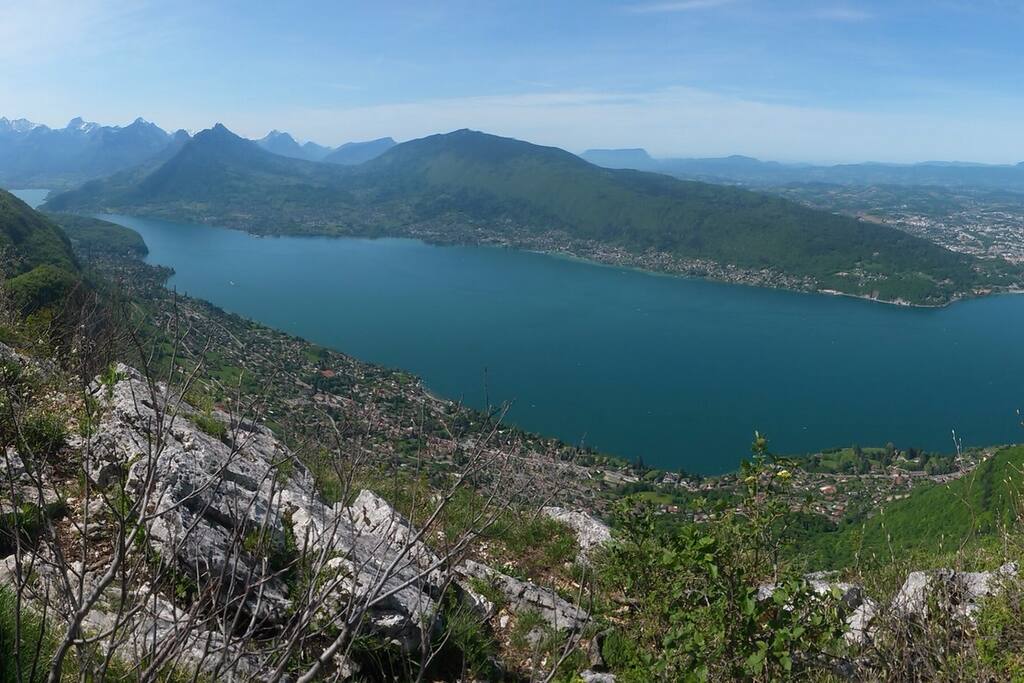 Vue depuis le sommet du mont Veyrier