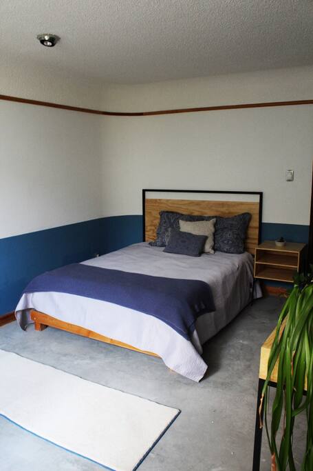 Room4