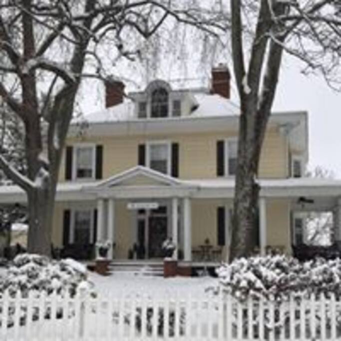The Longwood Inn