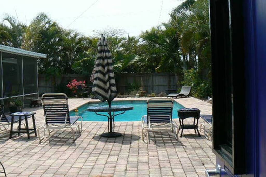 Pool and Lounge areas Galore!