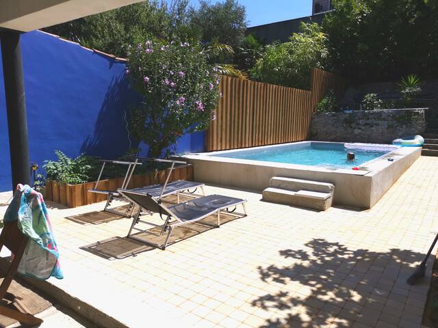 Maison 2mn de Bordeaux, havre de paix en ville