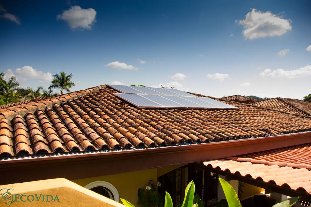 Solar power with a battery back-up