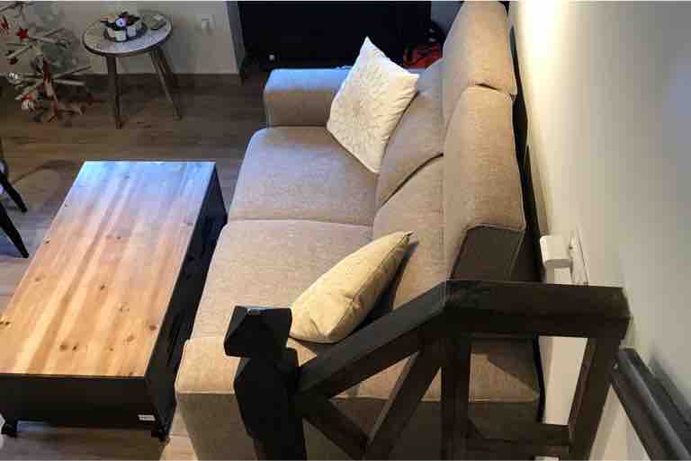 Popular Airbnb listing: Olivia Espinaredo's little house, Nature and Life in Piloña