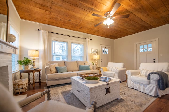 VillaStay Vacation Rentals managed Airbnb listing 2