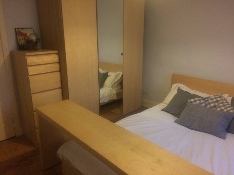 Private double bedroom. Large wardrobe & drawers empty & available to use.