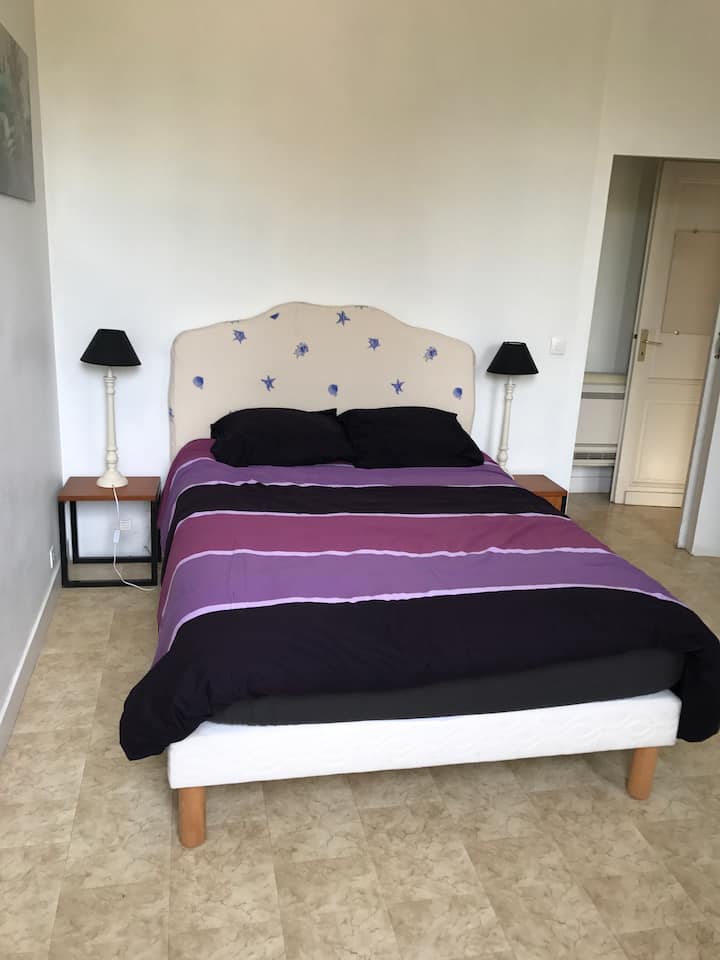 Საძინებელი 1