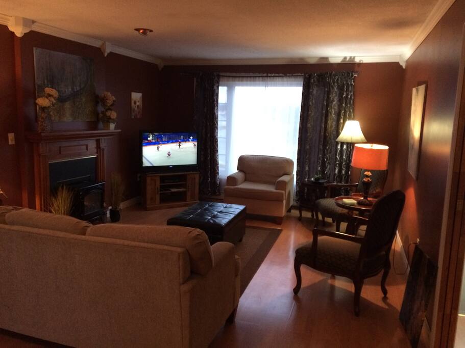 Large beautiful livingroom