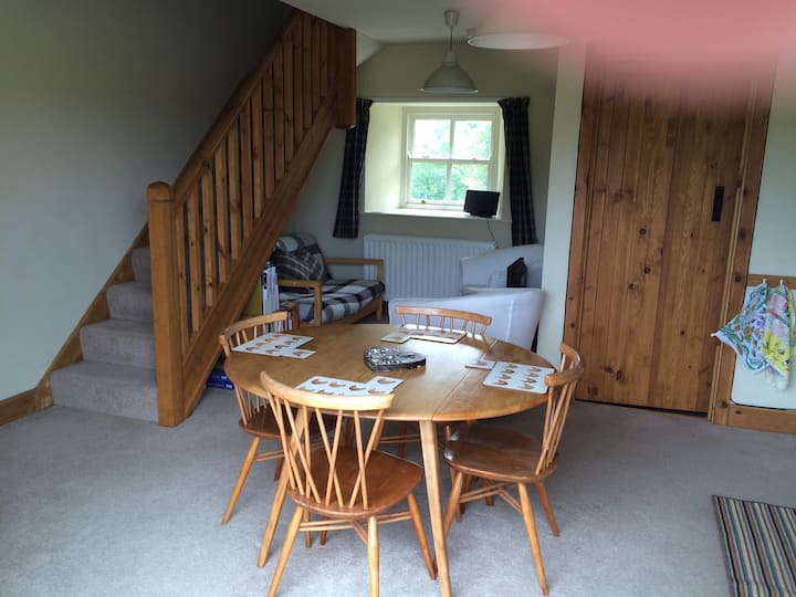 The Old Hayloft, Near Elsdon: A Cosy 2 Bed Cottage - Otterburn